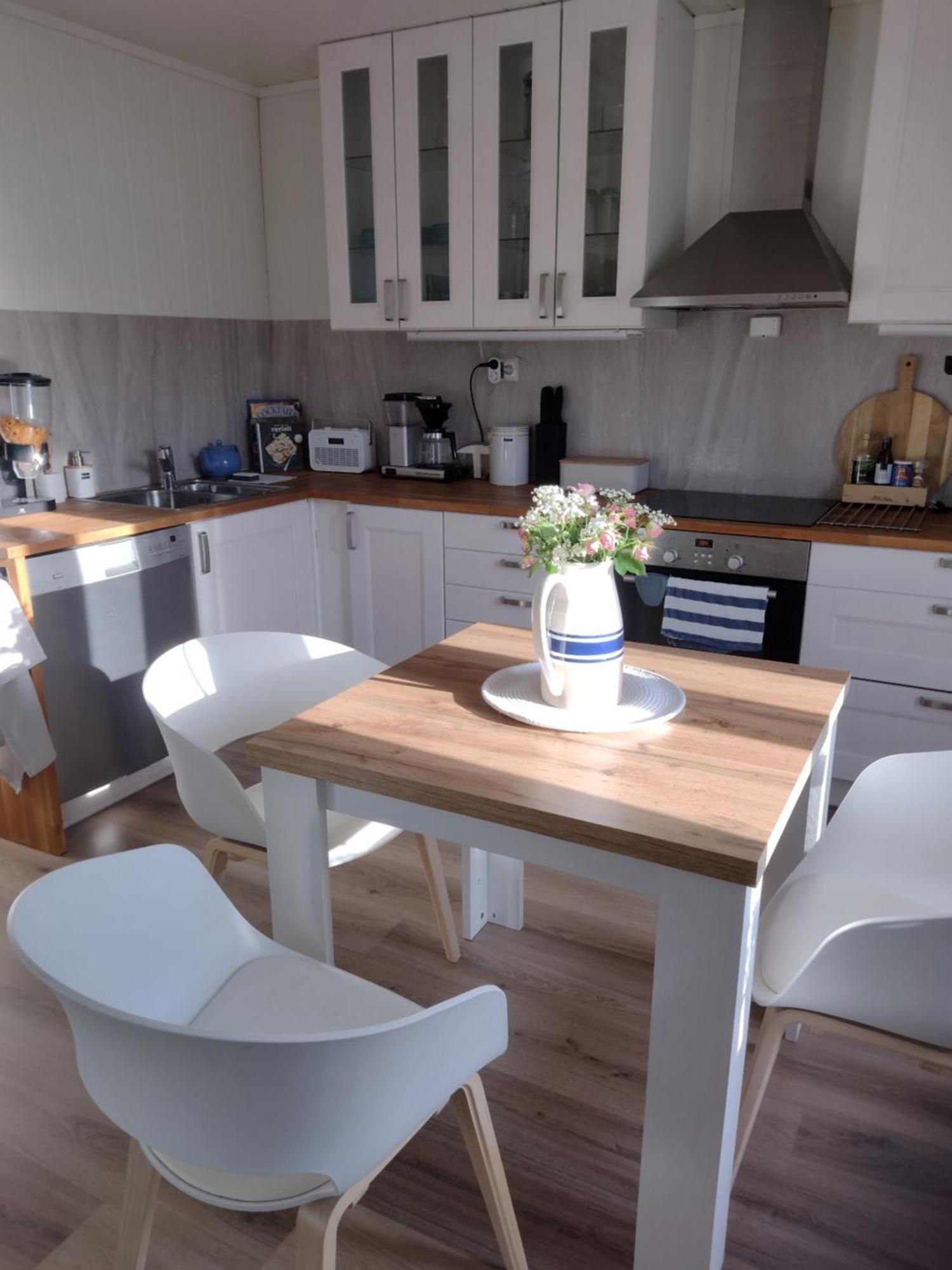 Light Home Apartment Alesund With Free Parking ภายนอก รูปภาพ